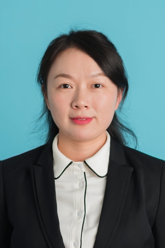 伍丽媛 伍丽媛