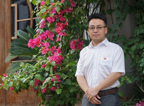 1 胡清华