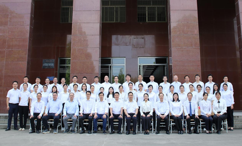 图片1 图片1